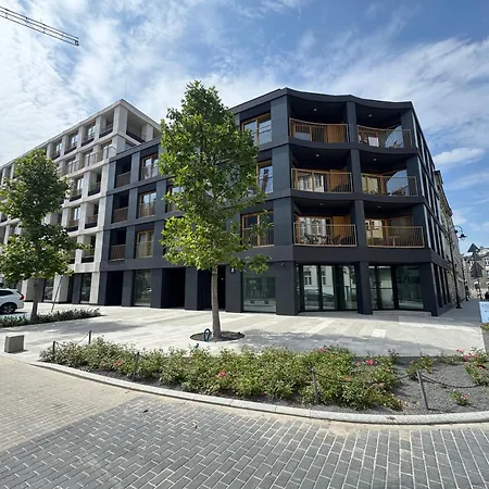 Golden Leaf - Nowy Port Centrum Апартаменты *
